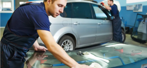 The Benefits of Hiring Certified Auto Glass Professionals in Cook County, IL
