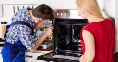 repairing-refrigerator-thats-not-making-proper-ice-cubes