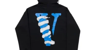 Vlone-Snake-Print-Hommes-Pullover-Hoodie-Black-back-430x430-1.webp