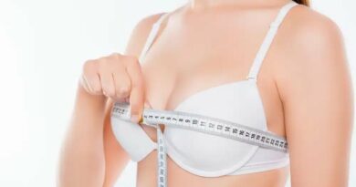 Best Breast Reduction Surgeons in dubai: Understanding the Role of Genetics in Breast Reduction Surgery