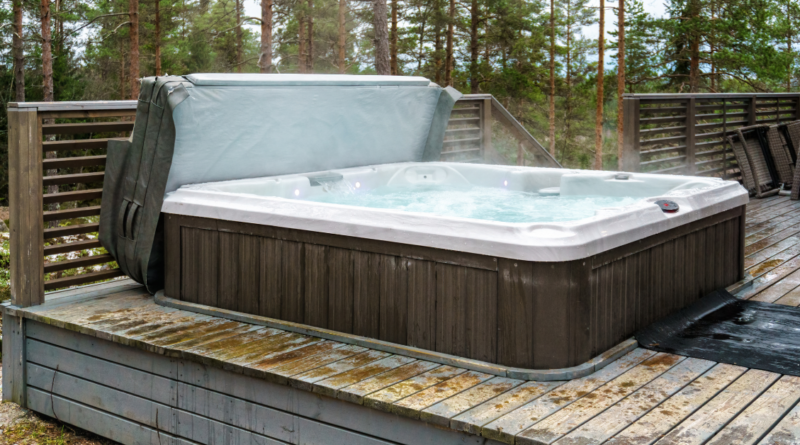 The Best Time of Year to Install a Hot Tub: Seasonal Insights