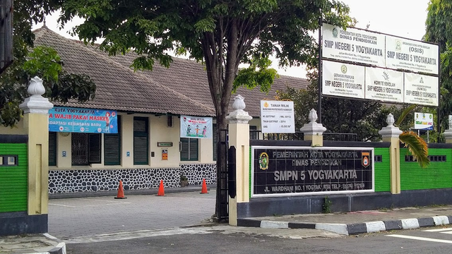 Sekolah