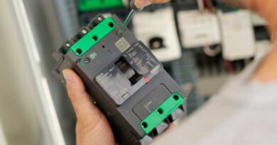 Sell Circuit breakers Oregon