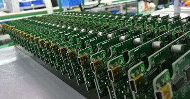 How to Choose the Right Substrate Material for Your PCB