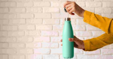 bpa free silicone water bottle